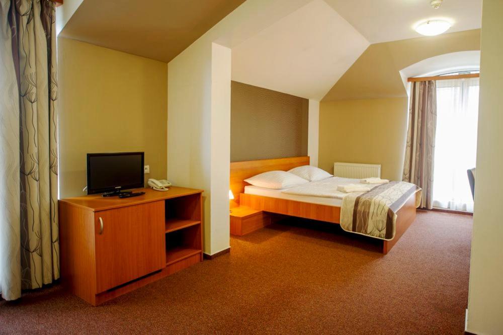 Wellness Hotel Thermal Štúrovo Exterior foto