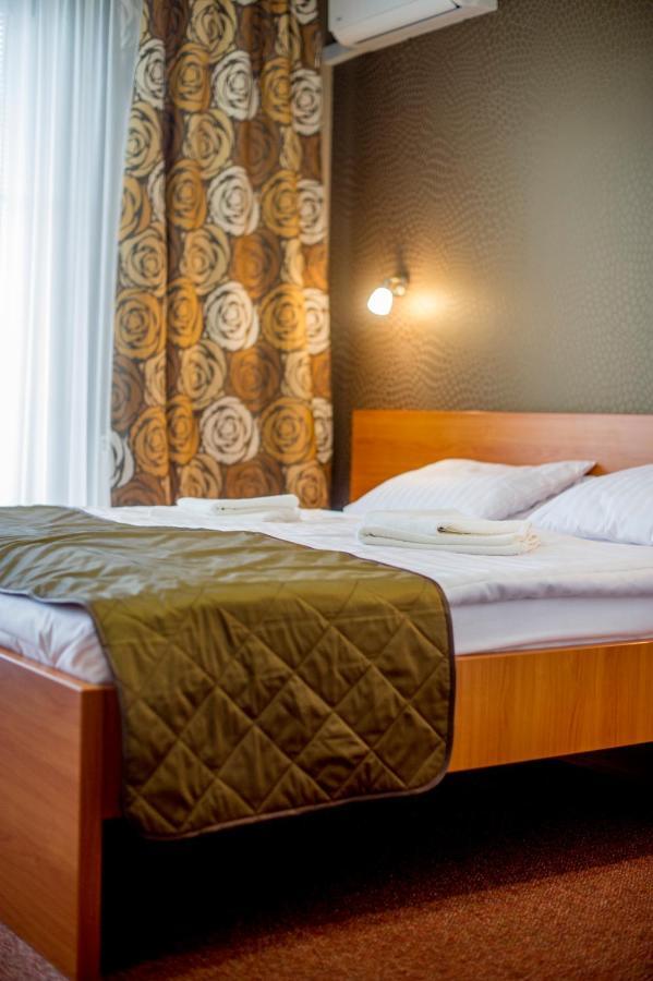 Wellness Hotel Thermal Štúrovo Exterior foto